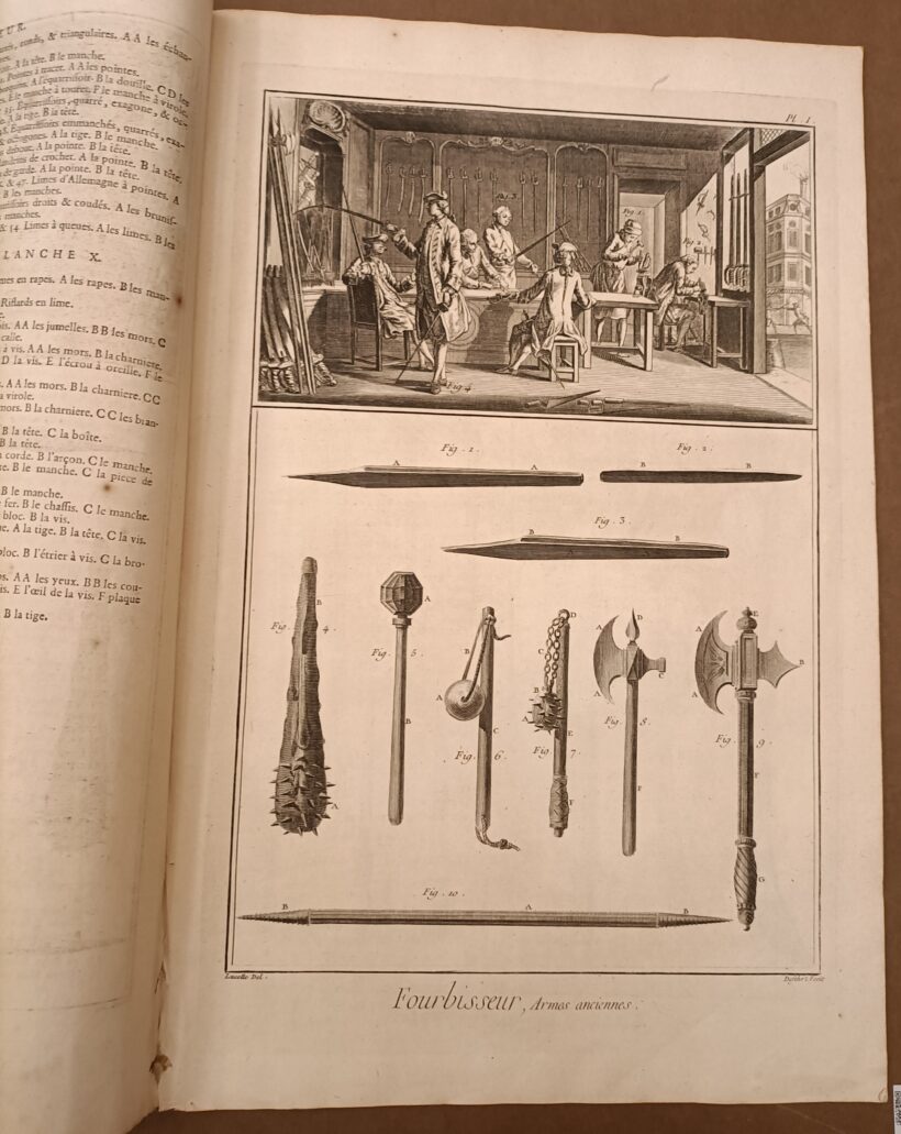 Fournisseur contenant dix planches 3 Fournisseur contenant dix planches