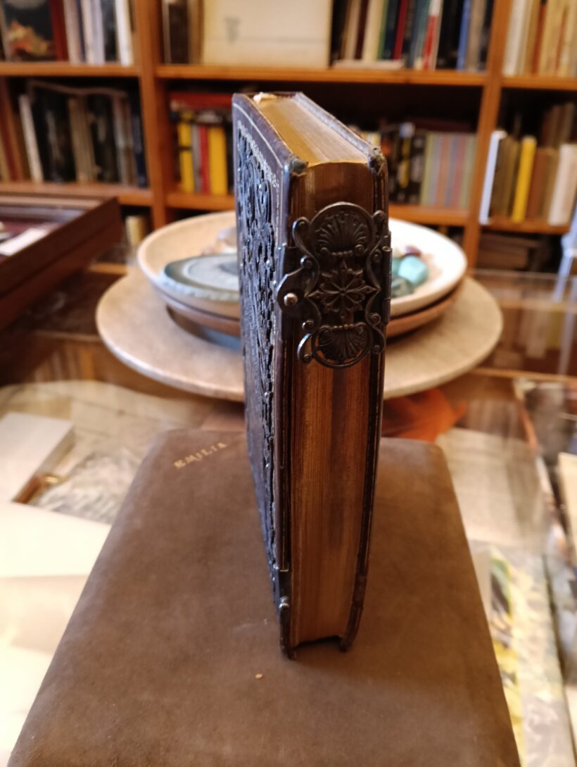 Lo spirito di Dio. Preghiere di Isabella Scopoli-Biasi col mese di Maria del S